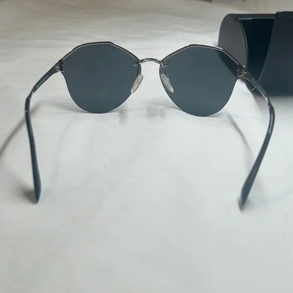 Prada Black Geometric Sunglasses with Case Authentic Made in  display picture 3
